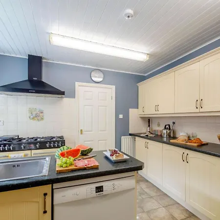5 Bed In Oc-81390 Dom wakacyjny