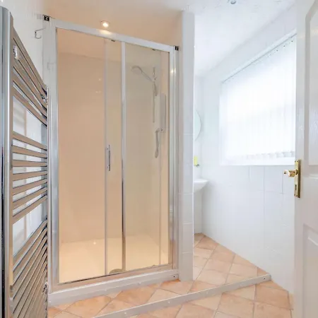 5 Bed In Oc-81390